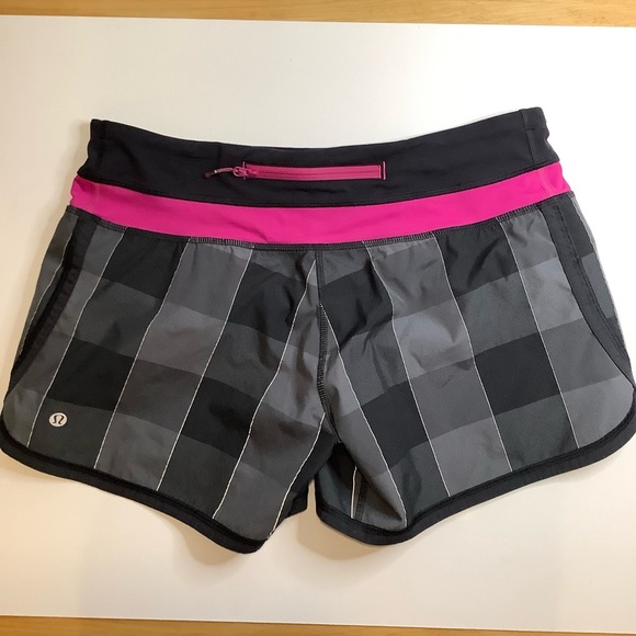 LULULEMON Groovy Run Short in Gros Gingham Size 6 - Picture 3 of 11